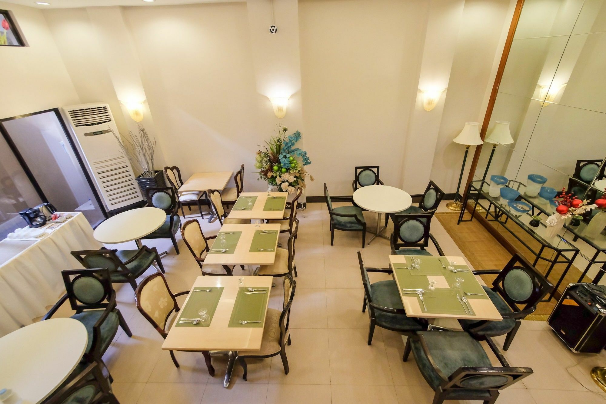 Zen Rooms Del Pilar Malate Manila Bagian luar foto
